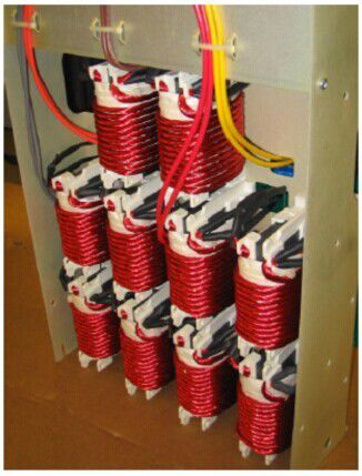 无变压器UPS在提高性能同时缩尺寸、减重量