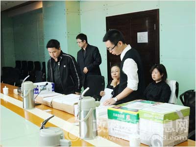 美女黄色网址目前成为中央国家机关空调协议供货最新采购品目。摄影／贾静龙